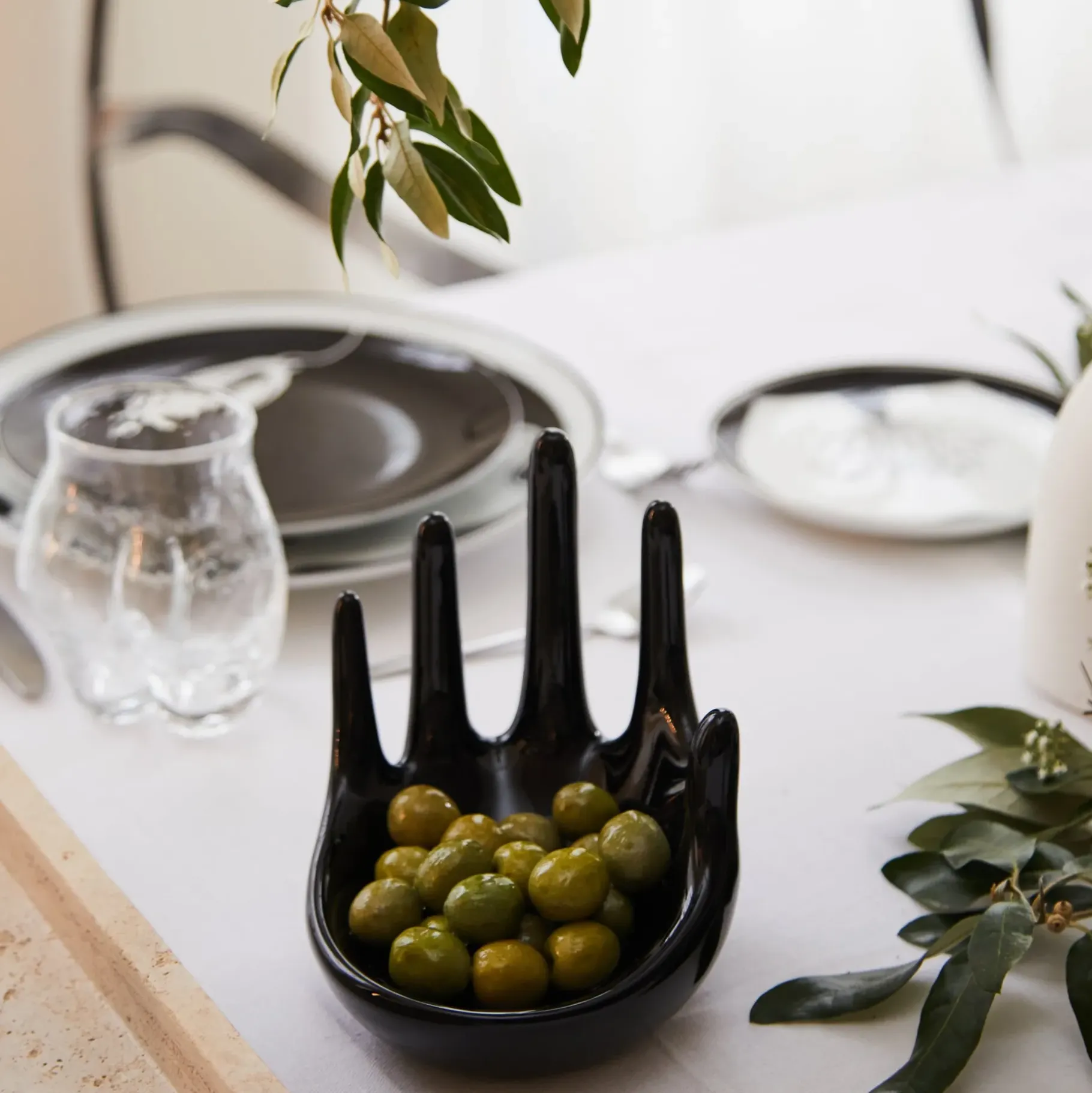 Anissa Kermiche Home-Handful (Black)